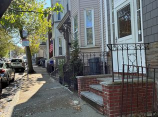 9 Telegraph St #1, Boston, MA 02127