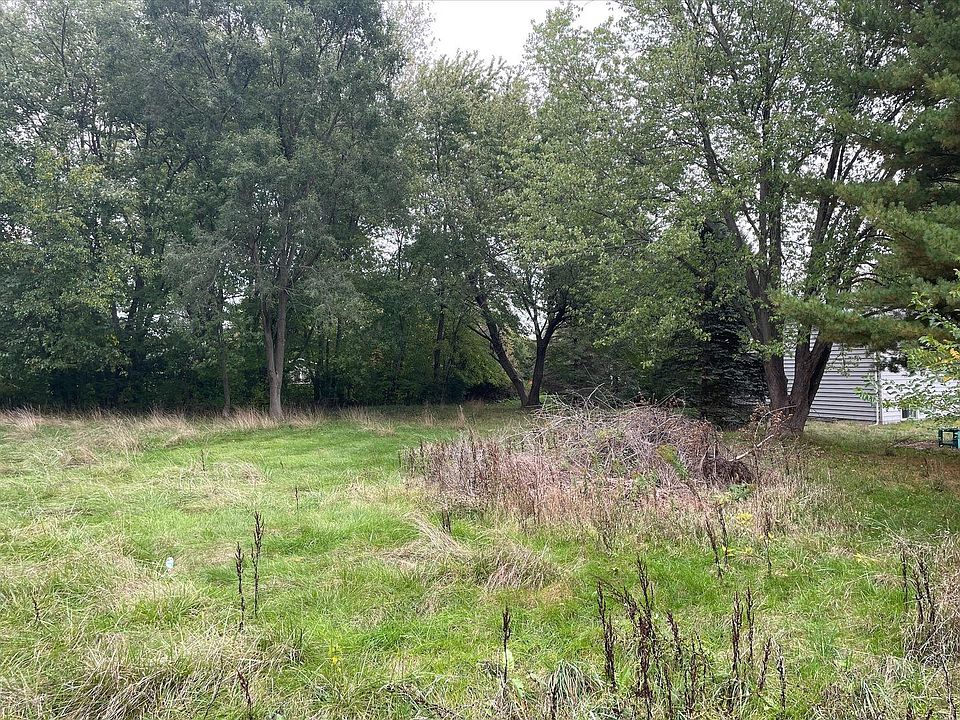 2nd image of 10117 W Logan Ct