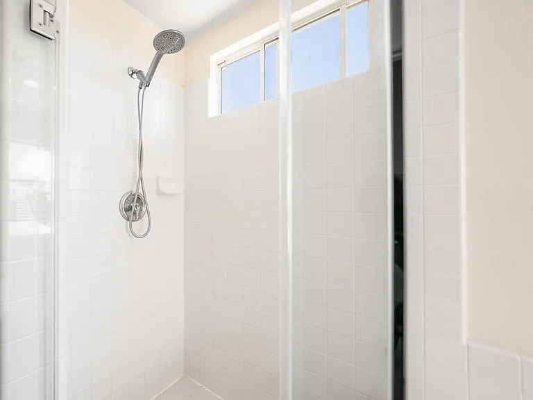 2283 Rock View Gln — Photo 35