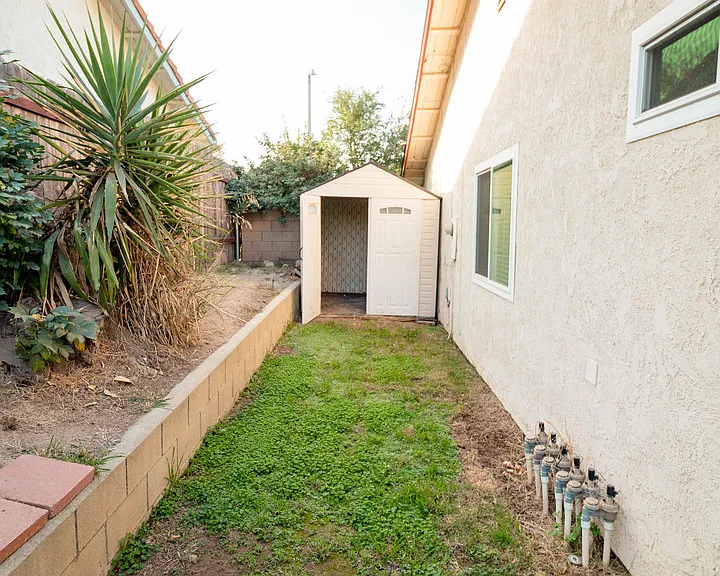 1943 S Belle Ave — Photo 36