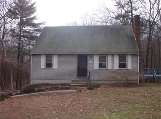 68 Webster St, Douglas, MA 01516