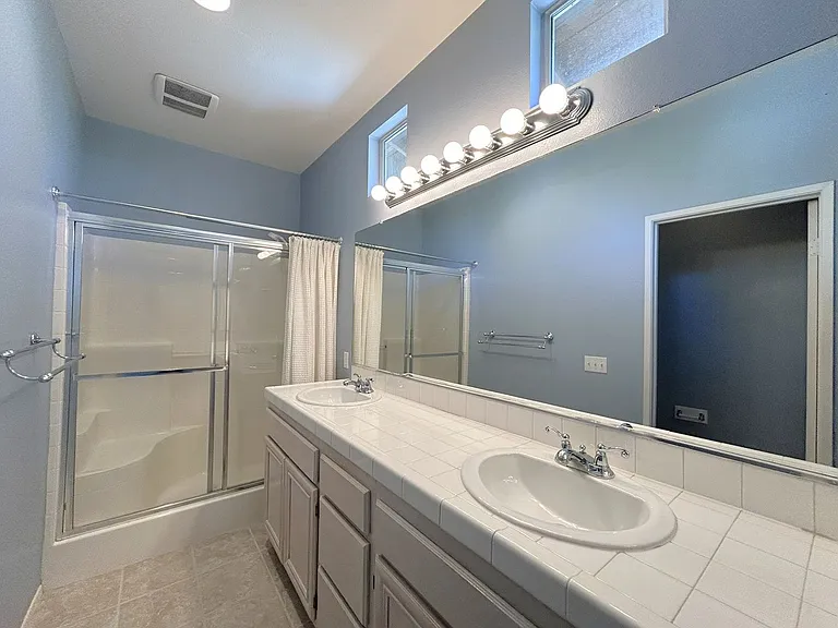 11811 Fairway Dr — Photo 13