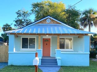 64 Jackson Rd, Atlantic Beach, FL 32233