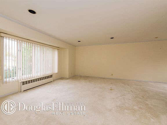 3rd image of 856 Duncan Dr