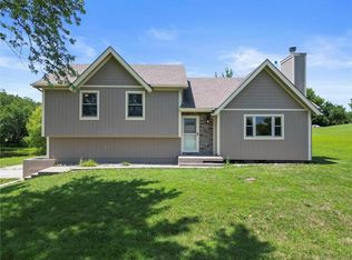 16020 Hidden Valley Rd, Rayville, MO 64084