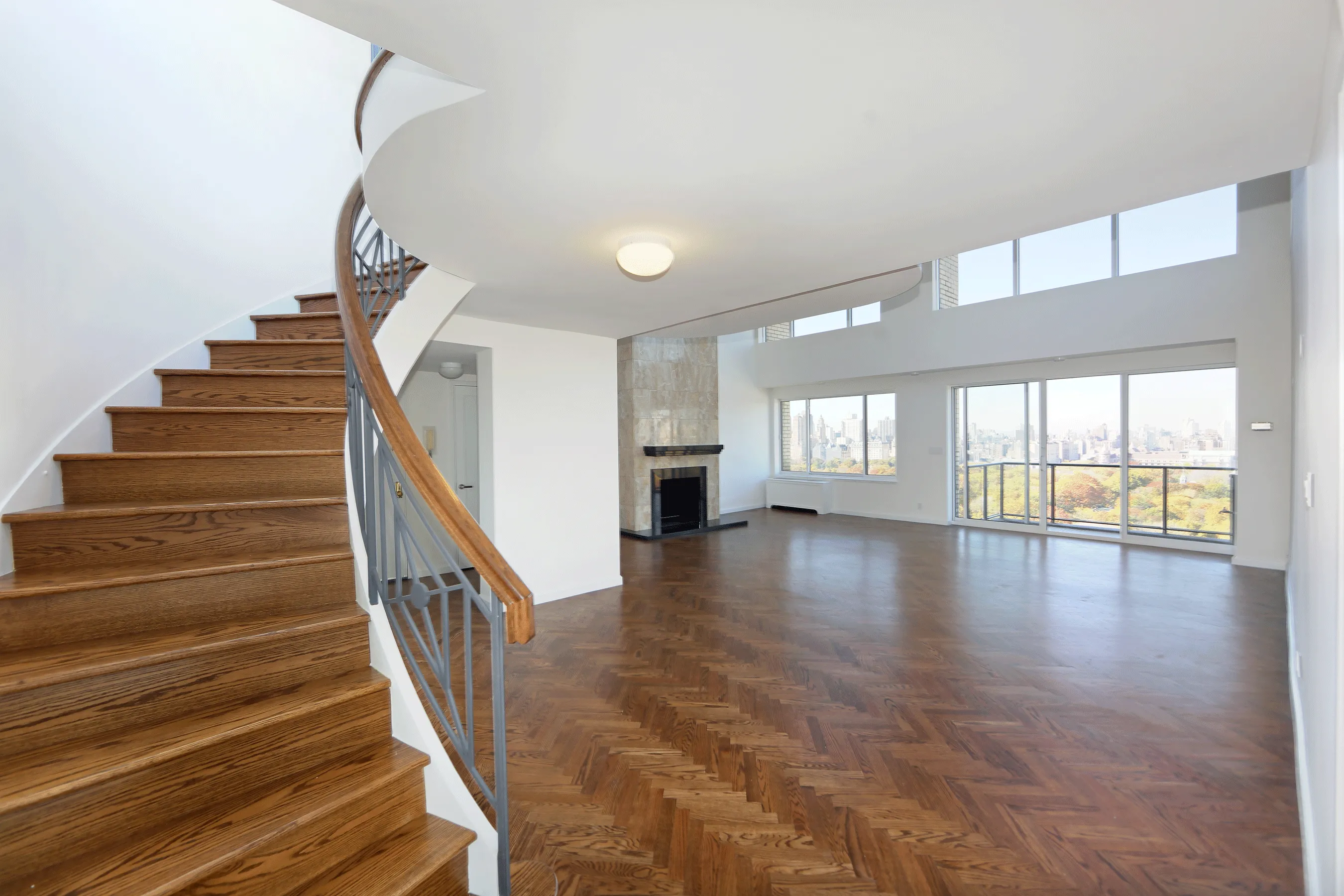 L'Appartement
アメリカーナ　WIDE FULLZIP HOODIE Apartment Floorplans in Plano, TX | LVL 29