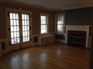 4035 N Downer Ave, Shorewood, WI 53211