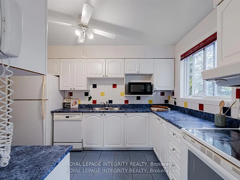 400 Fenerty Ct #5 — Photo 11