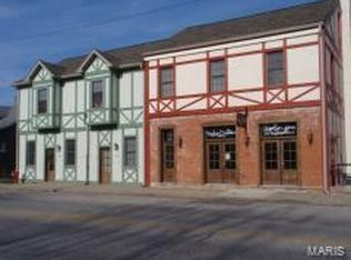 536 S Main St, Columbia, IL 62236