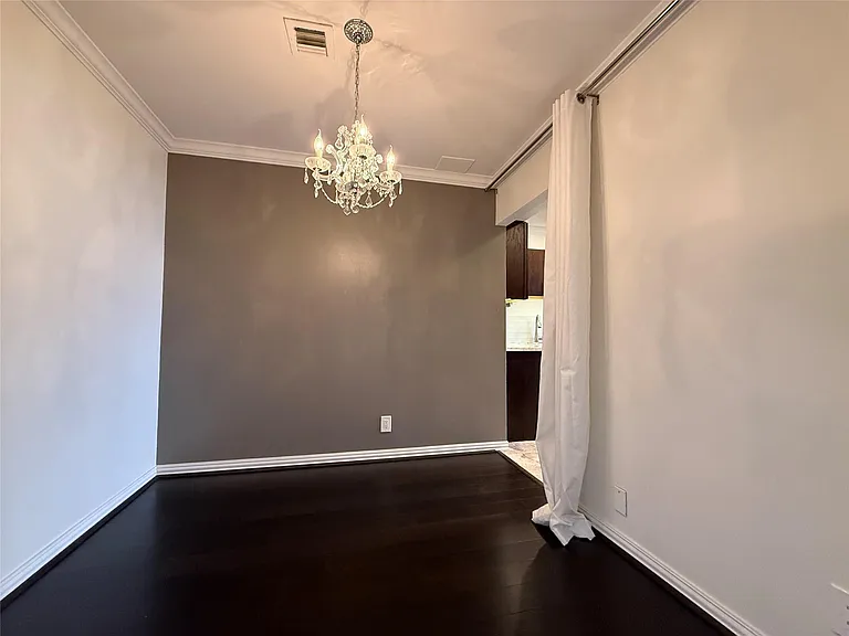 49 Briar Hollow Ln #1401 — Photo 5