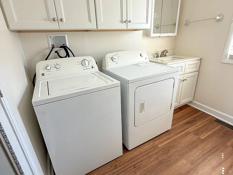 621 Hamilton St — Photo 4