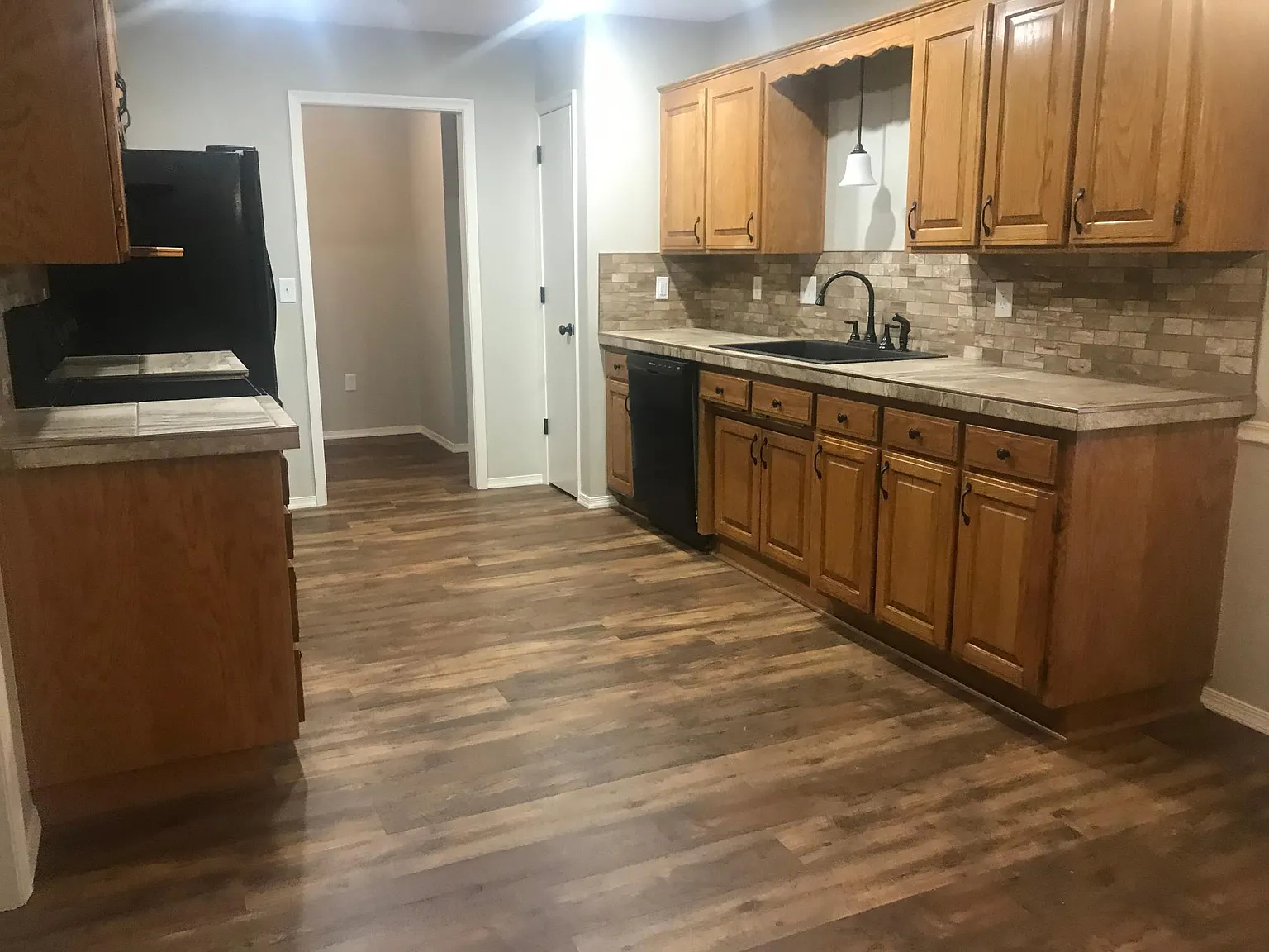 3 bed, 1487 sqft, $1,675 — Photo 3