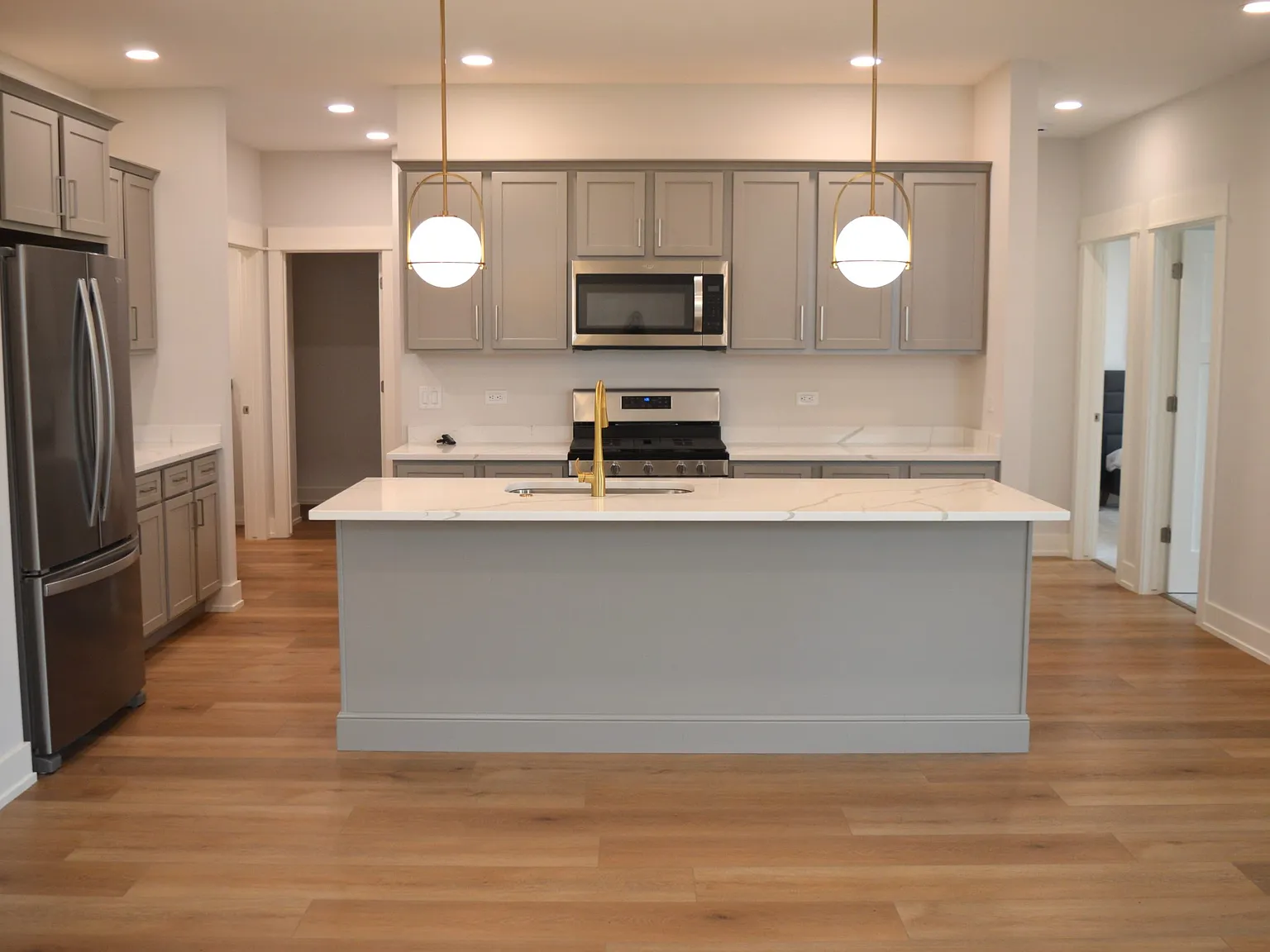 2 bed, 1436 sqft, $1,895 — Photo 2