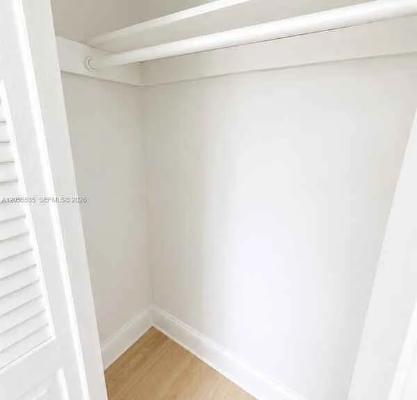 171 SW 23rd St — Photo 13