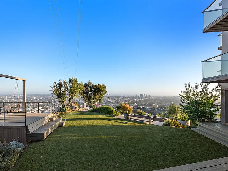 1600 Viewmont Dr — Photo 22