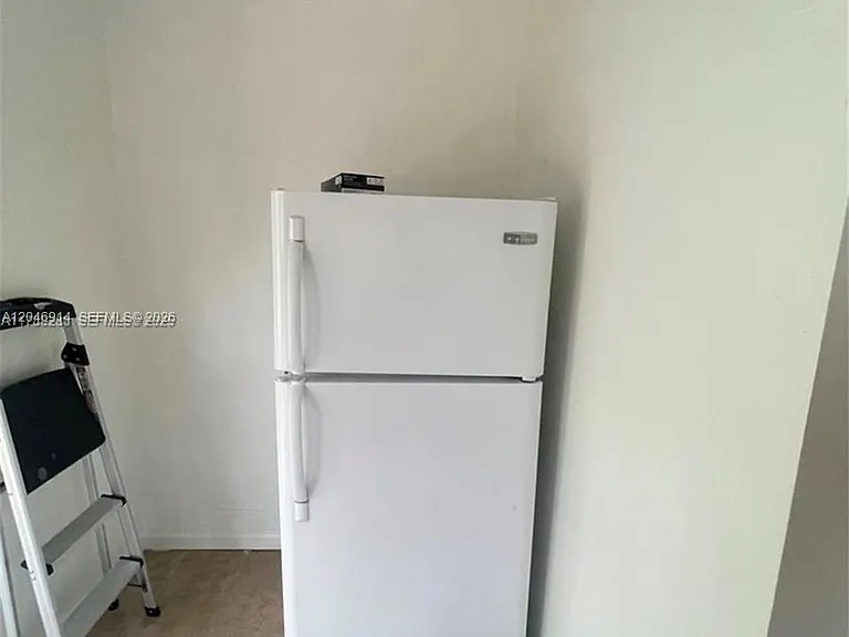1211 NE 130th St #1 — Photo 4