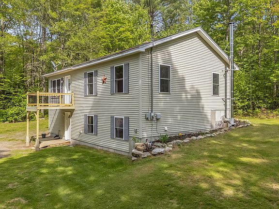 2nd image of 595 Allen Pond Road