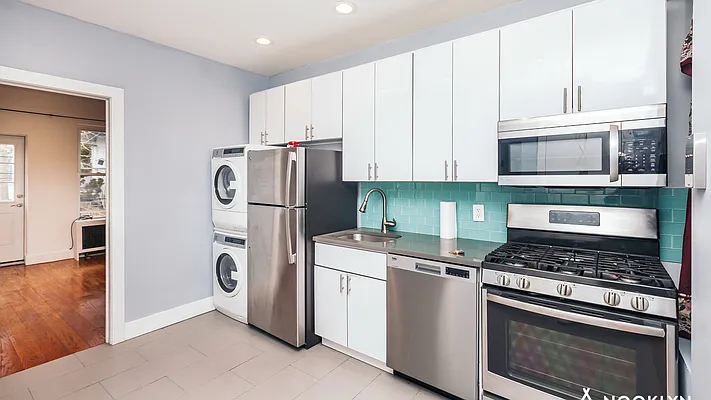 Rented by Nooklyn NYC LLC | media 11