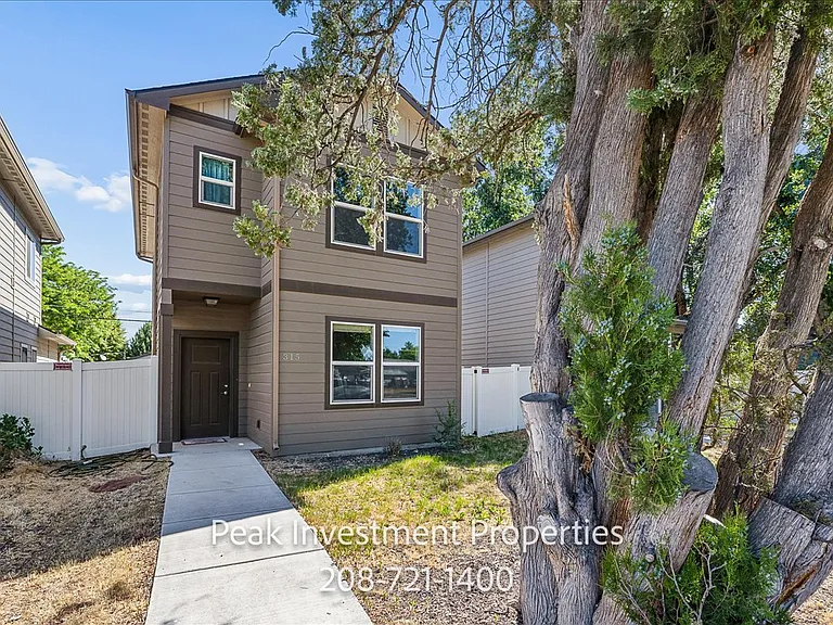 315 E Denver St — Photo 6