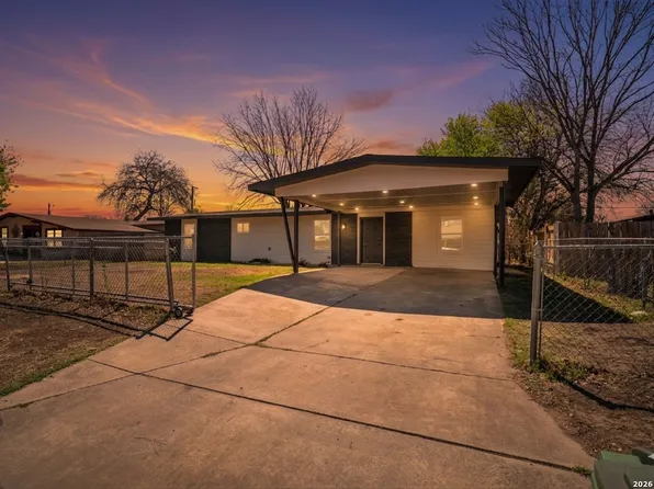 130 Kontiki Pl, San Antonio, TX 78242