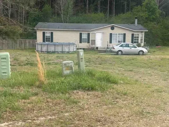 50 Kathleen Ter, Sanford, NC 27332