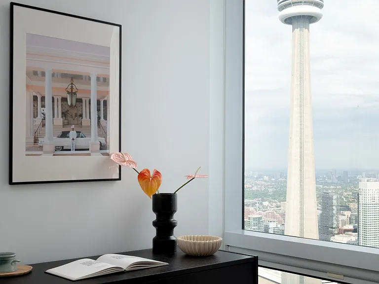 10 York St #6210 — Photo 35