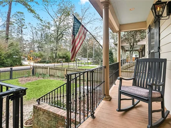 929 W 17th Ave, Covington, LA 70433