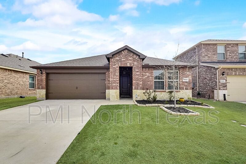 3922 Dickinson Ave, Aubrey, TX 76227 Zillow