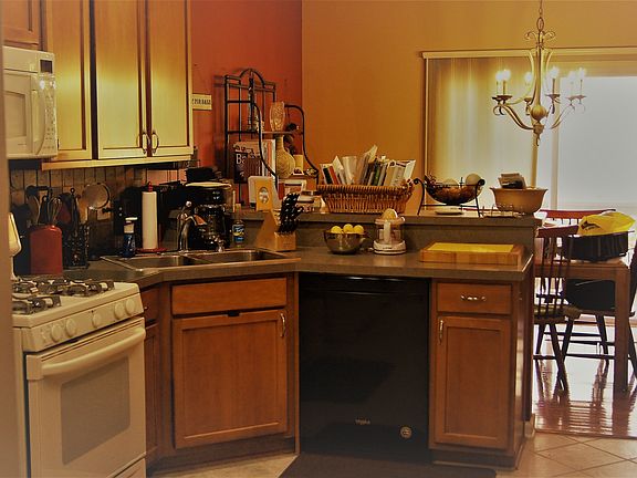 5th image of 6096 Halloran Ln #39-2