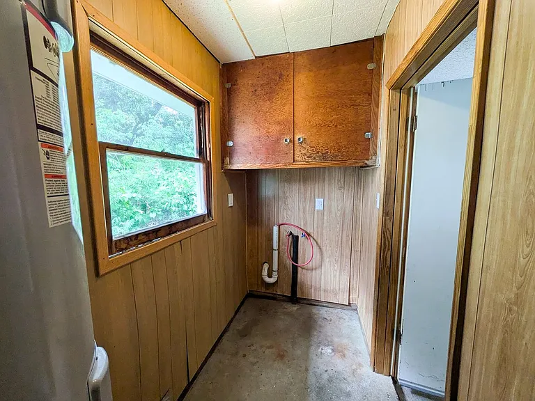 306 Bridal Wreath Ave — Photo 8