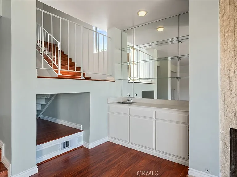113 Hilltop Cir — Photo 10