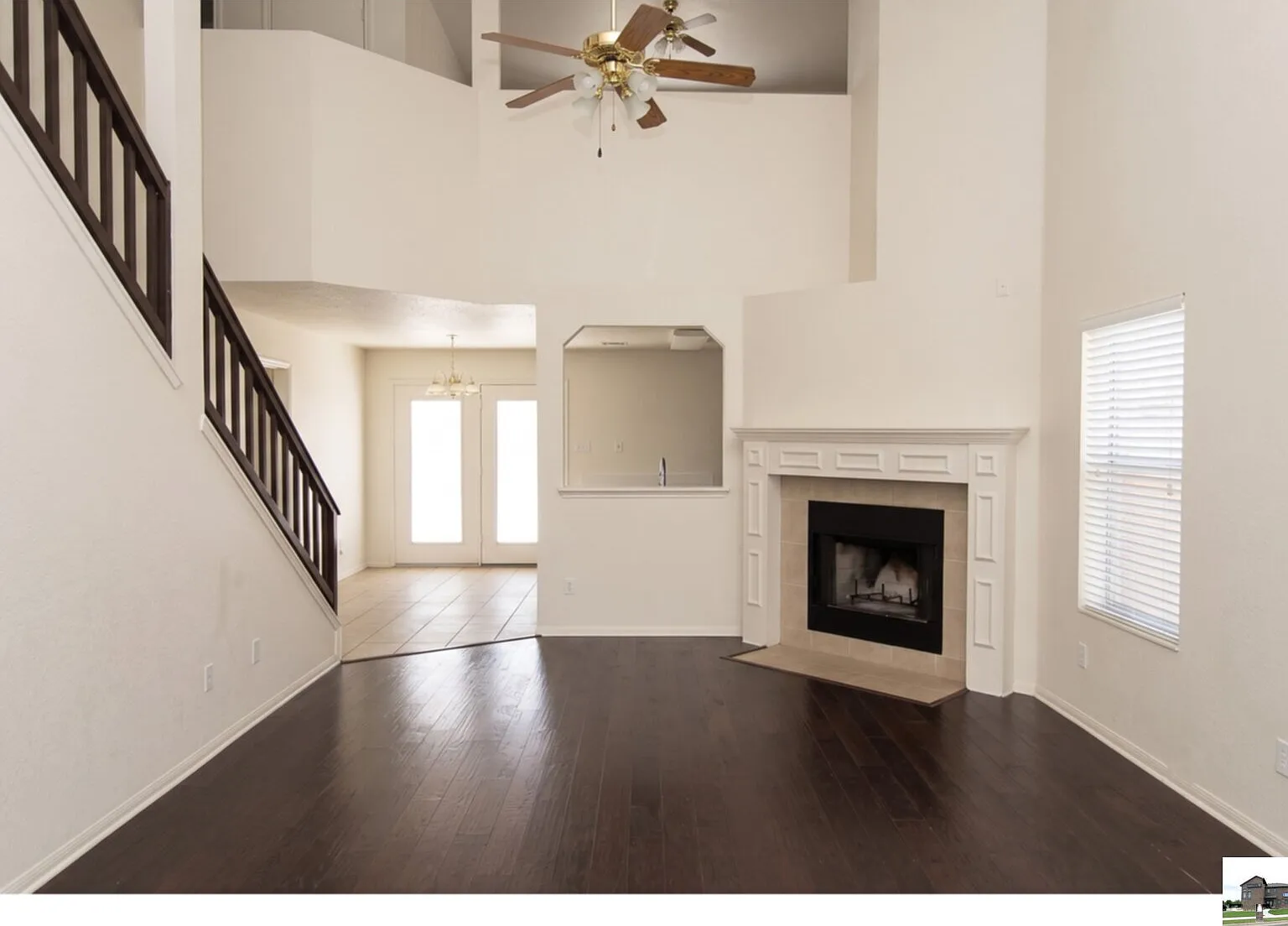 4 bed, 2.5 bath, 2255 sqft, $1,775 — Photo 2