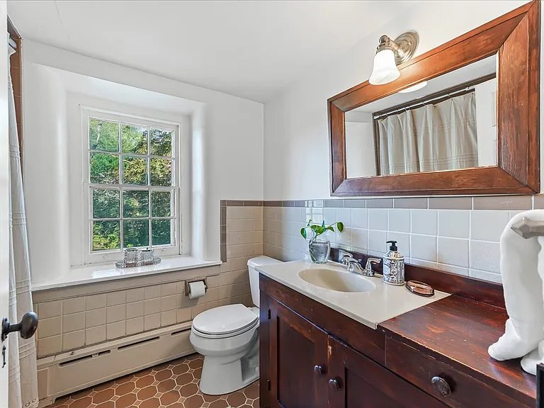 20 Ellis Ln — Photo 29