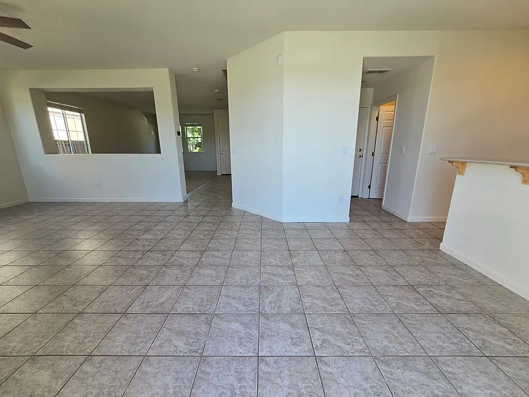5130 Lakeshore Dr — Photo 11