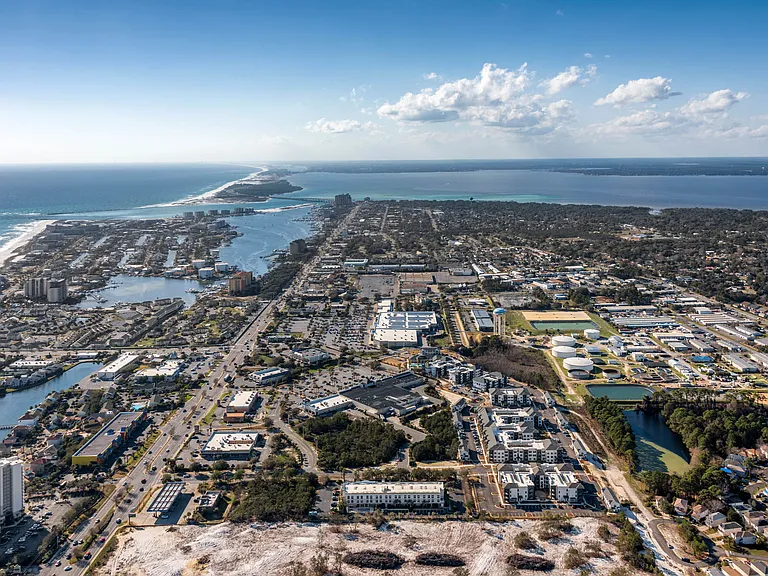Olympus Emerald Coast — Photo 43