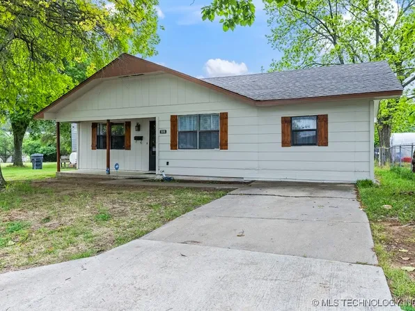 909 Culbertson St SW, Ardmore, OK 73401