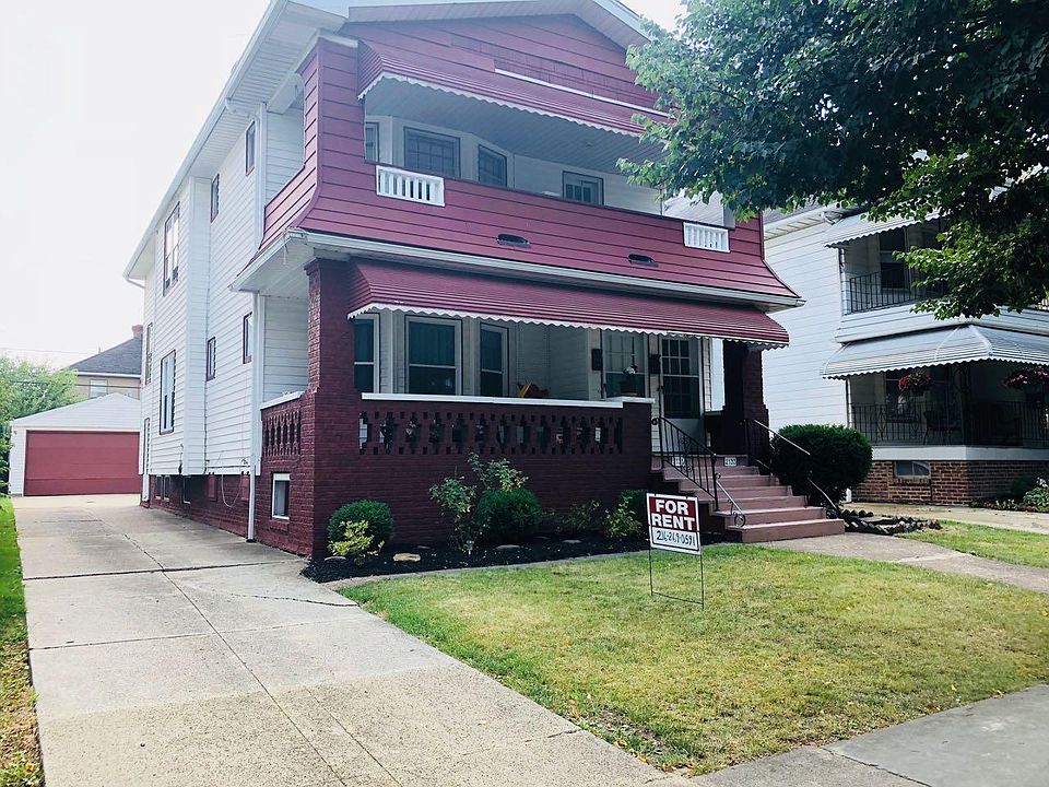 1st image of 2131 Lewis Dr