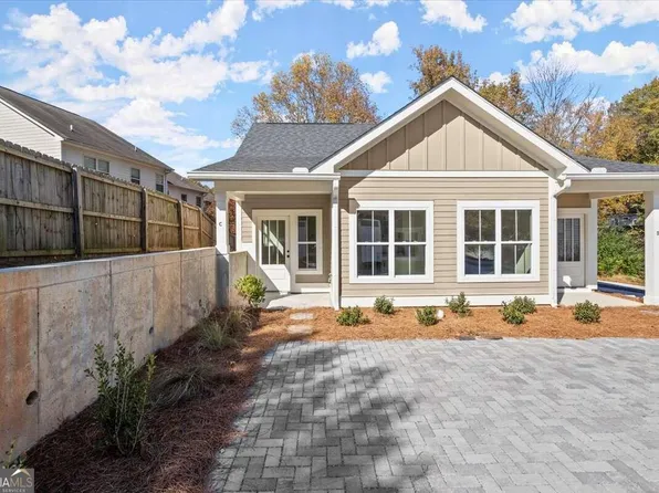 2050 Bolton Rd NW, Atlanta, GA 30318
