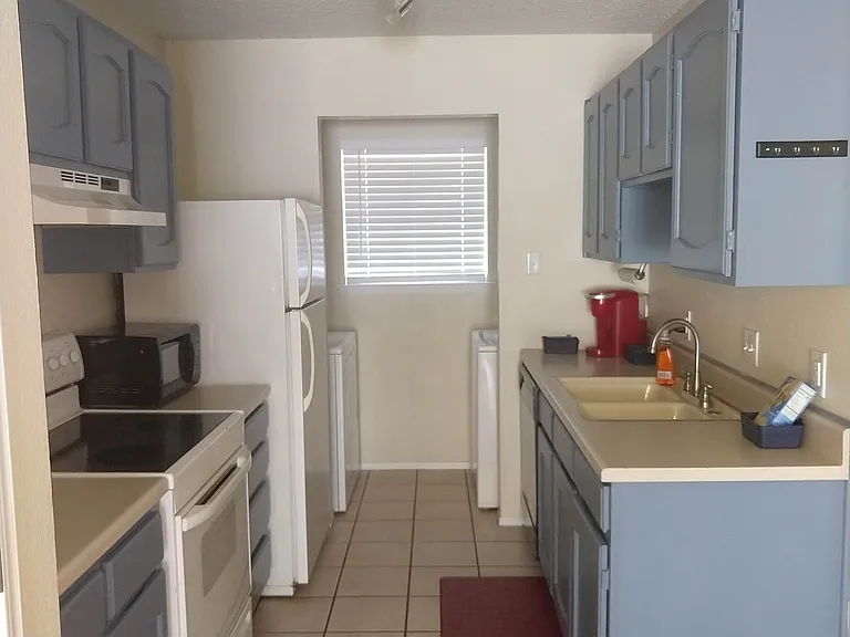 2504 Windmill Dr — Photo 12