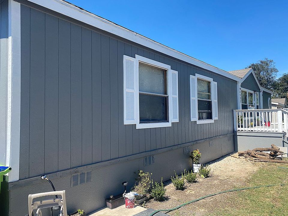 1st image of 4927 Woodlake Trl