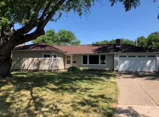 509 45th Ave, East Moline, IL 61244