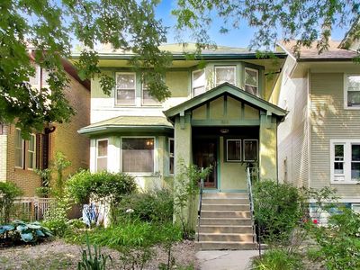 6616 N Bosworth Ave, Chicago, IL, 60626
