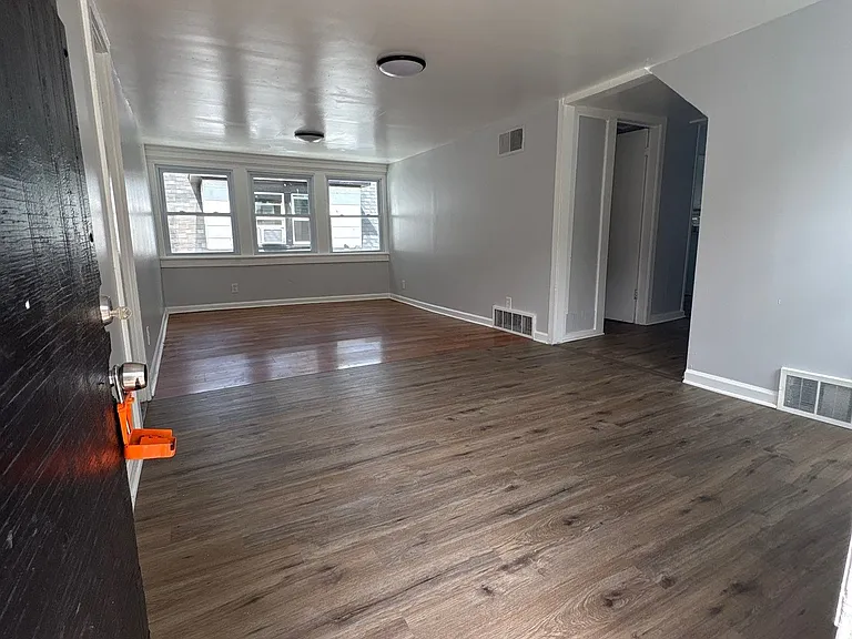 1044 Ann Ave #4 — Photo 2