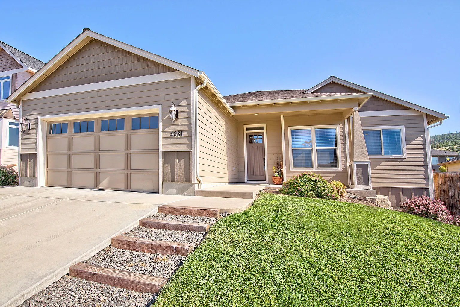 4331 Vineyard Ter photo 1