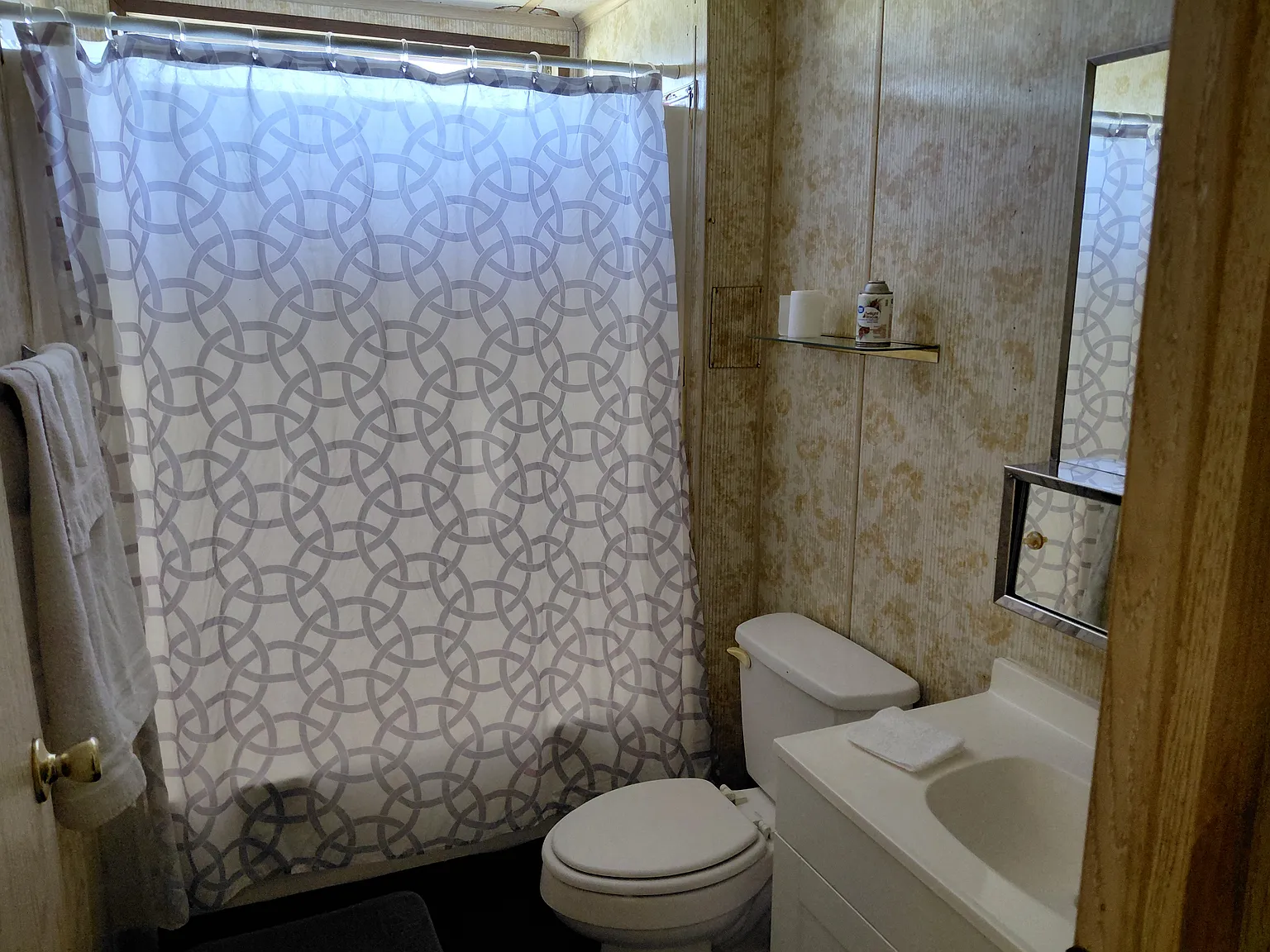 2 bed, 1200 sqft, $1,895 — Photo 4