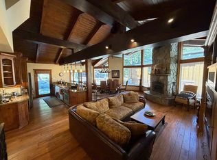 117 Red Fir Rd, Mammoth Lakes, CA 93546