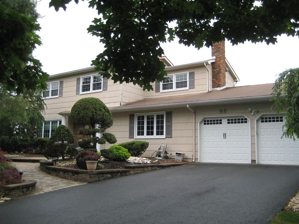 1st image of 88 Sherwood Dr
