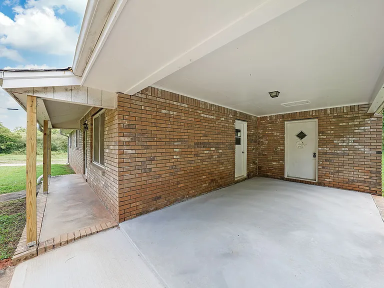 251 Hog Farm Cir — Photo 4