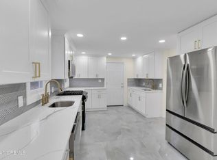 11 Afton Rd, Jackson, NJ 08527