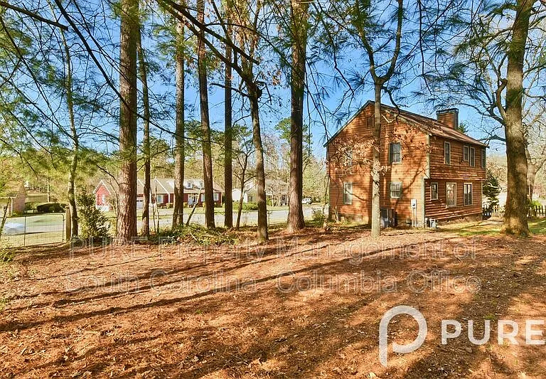 101 Briarcliffe E — Photo 8